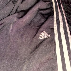 Adaidas jogging pants size lg. like new